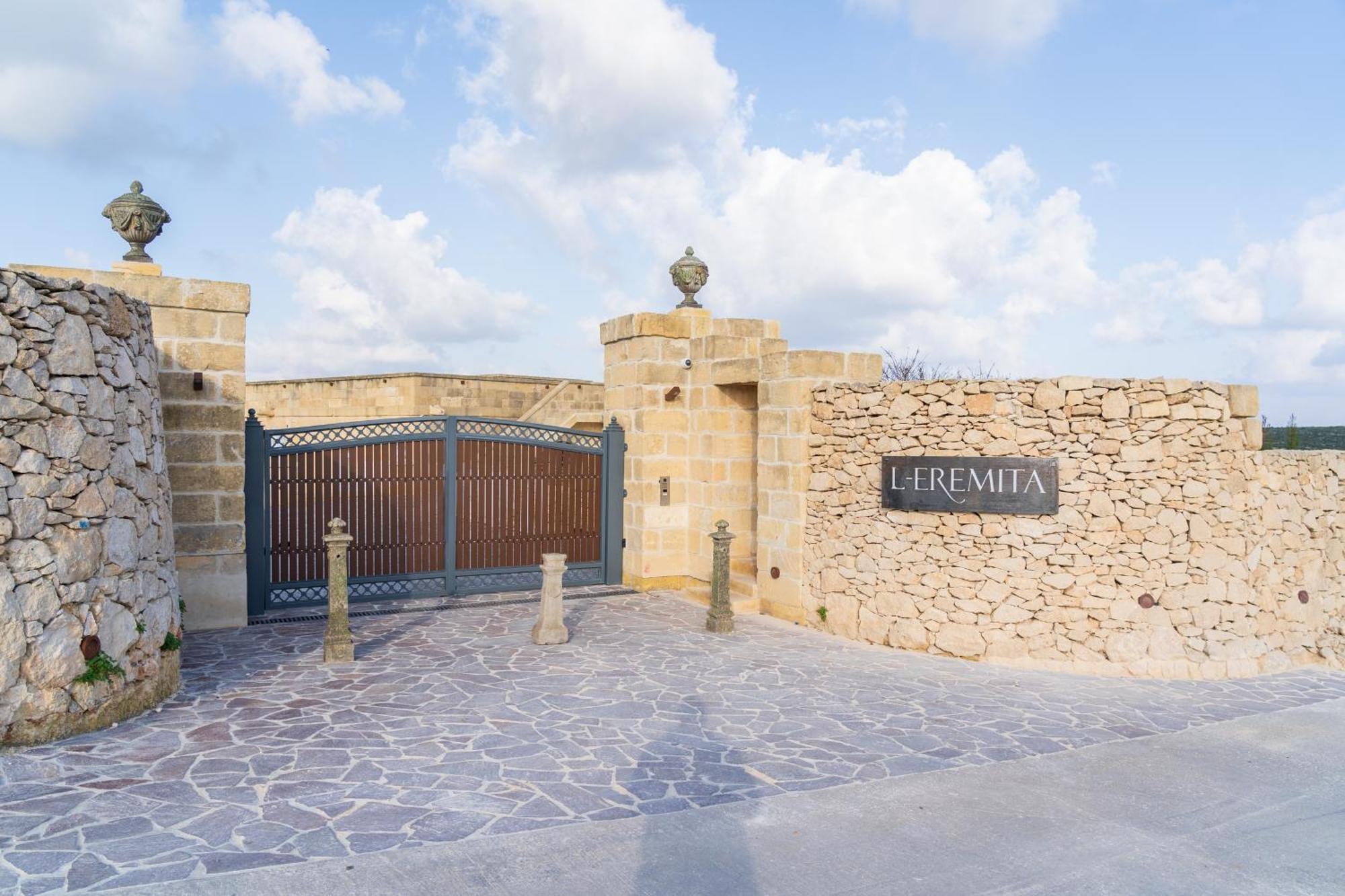 L-Eremita Boutique Hotel Qala Exterior foto